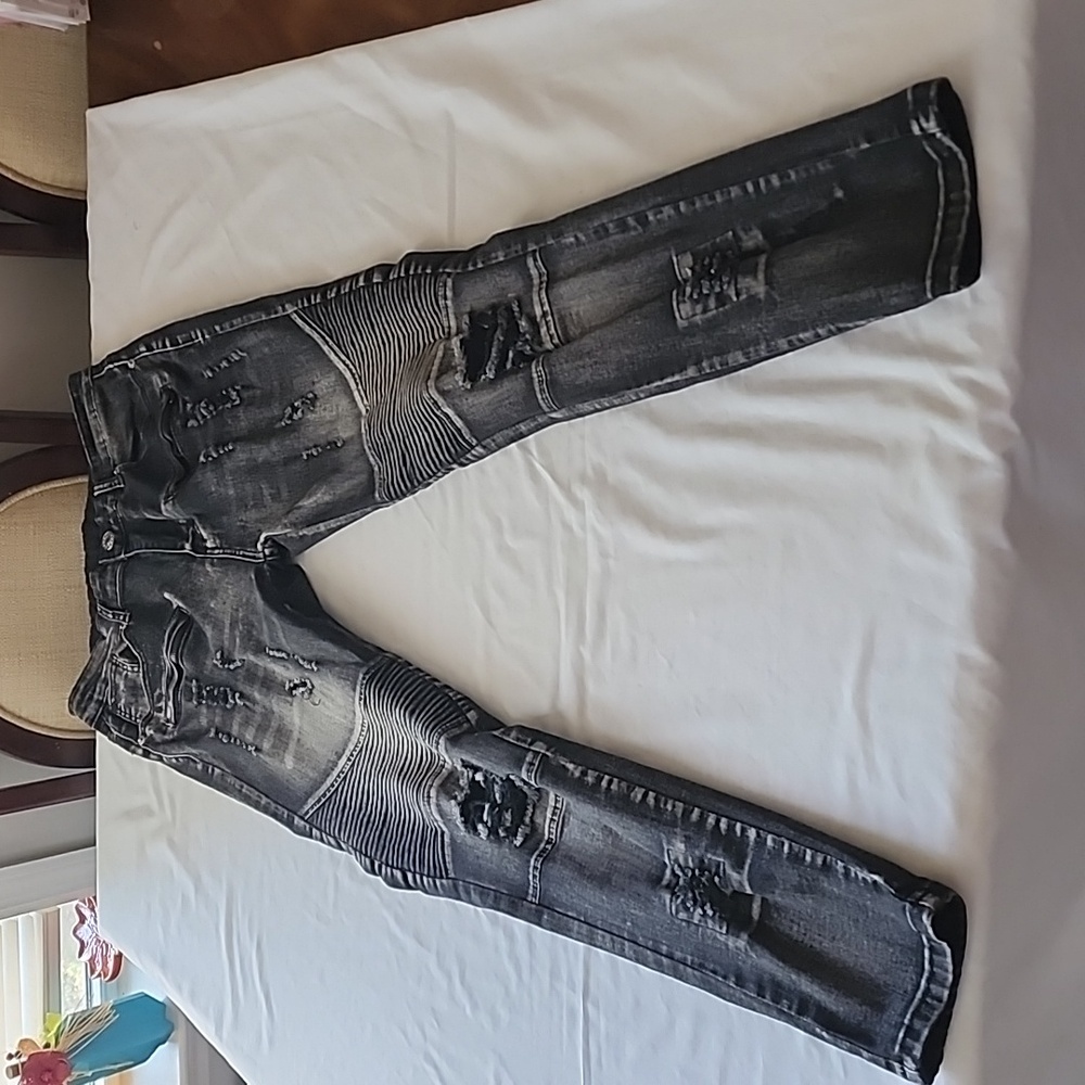 Men's Romwe Ripped Skinny Jeans, Color Black Washed, Size 32